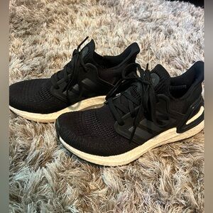 Adidas Ultra Boost 20